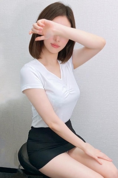 樋口しいな